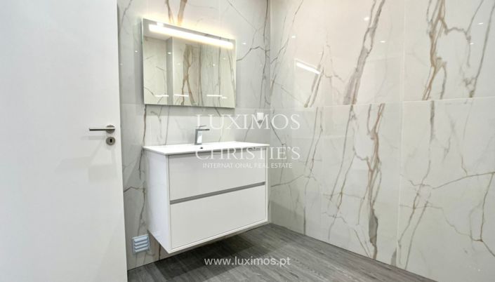 Image No.12-3 Bed Apartment for sale