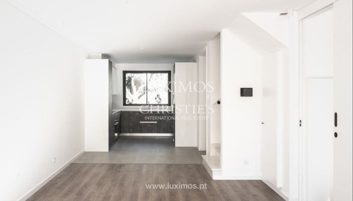 Image No.17-3 Bed Villa for sale