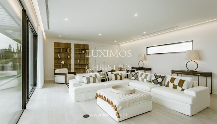 Image No.5-4 Bed Villa for sale