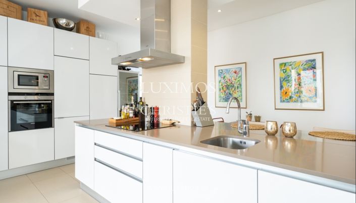 Image No.8-3 Bed Apartment for sale