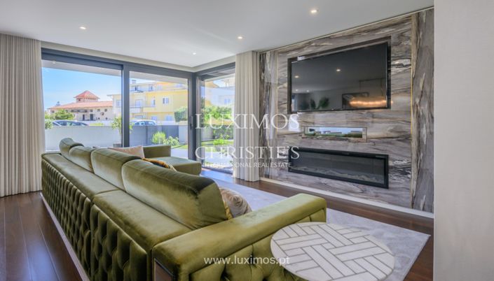 Image No.5-Villa de 4 chambres à vendre à Vila Nova de Gaia