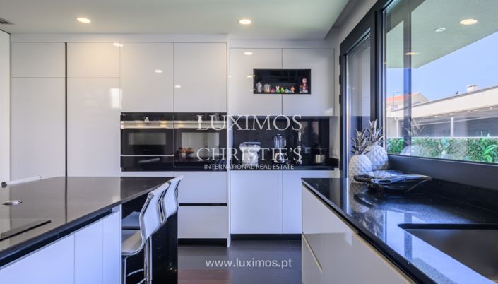 Image No.8-Villa de 4 chambres à vendre à Vila Nova de Gaia