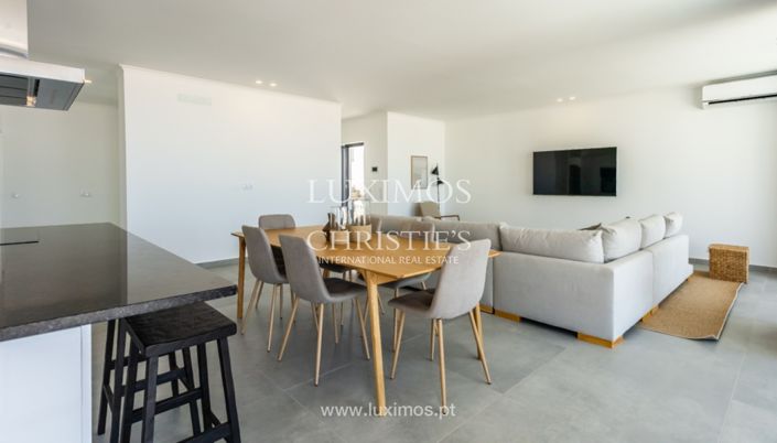 Image No.19-3 Bed Villa for sale