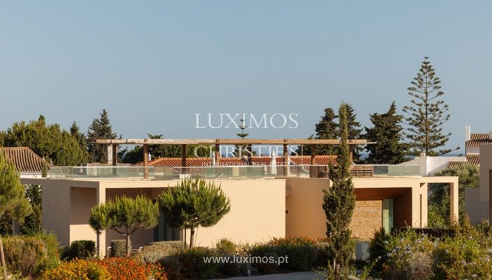 Image No.20-3 Bed Apartment for sale