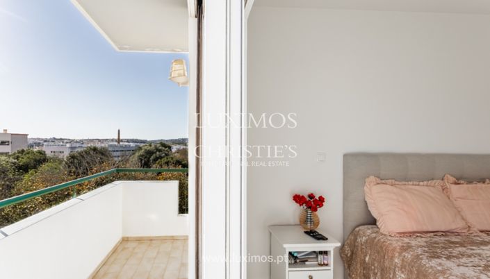 Image No.21-3 Bed Apartment for sale