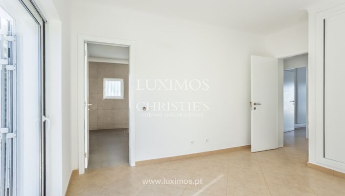 Image No.9-Villa de 4 chambres à vendre à Vila do Bispo