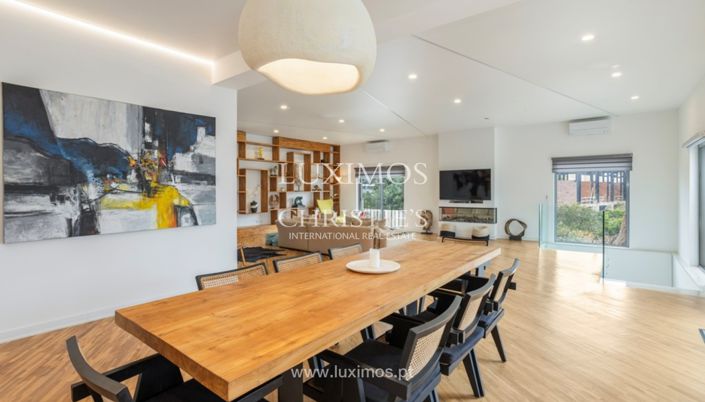 Image No.8-6 Bed Villa for sale