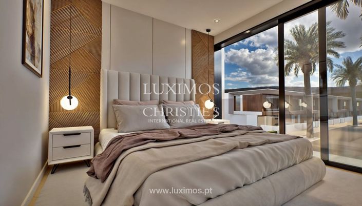 Image No.7-3 Bed Villa for sale