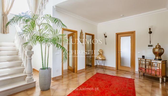 Image No.4-Villa de 5 chambres à vendre à Lagos