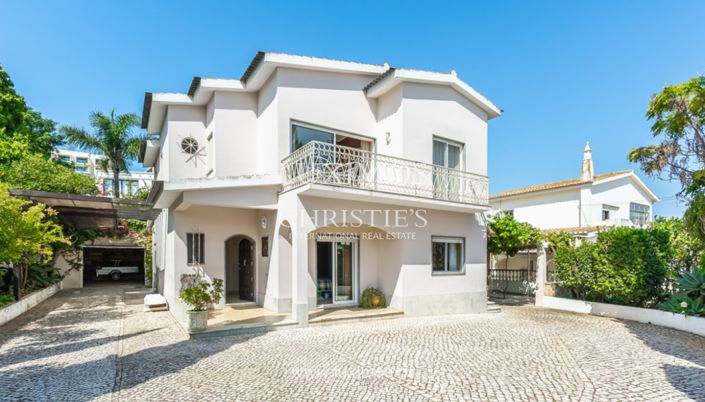 Image No.25-4 Bed Villa for sale