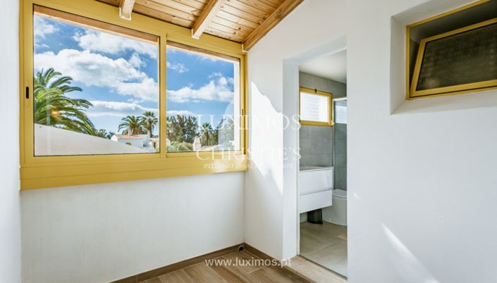 Image No.19-3 Bed Villa for sale