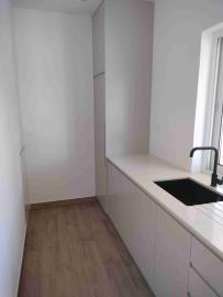 13-utilityroom_11zon