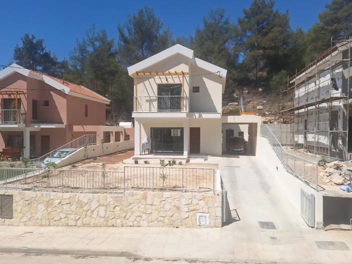 Image No.3-3 Bed Villa for sale