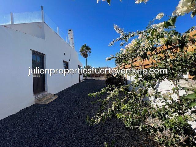 Image No.20-4 Bed Villa / Detached for sale