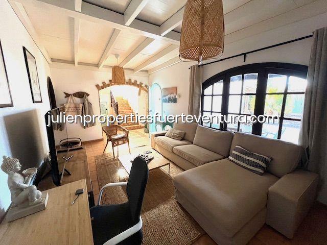 Image No.23-4 Bed Villa / Detached for sale