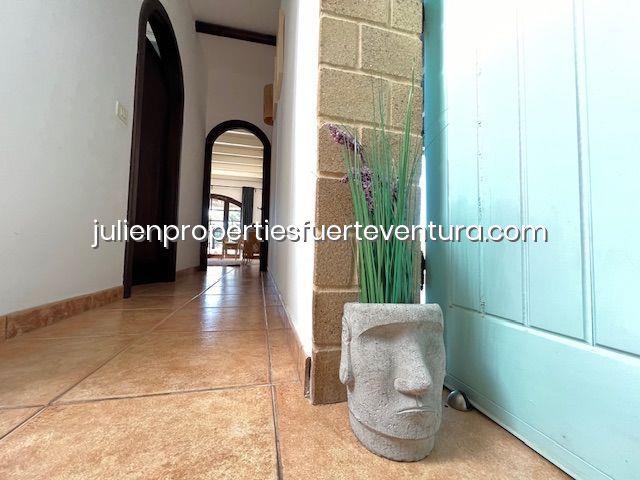 Image No.28-4 Bed Villa / Detached for sale