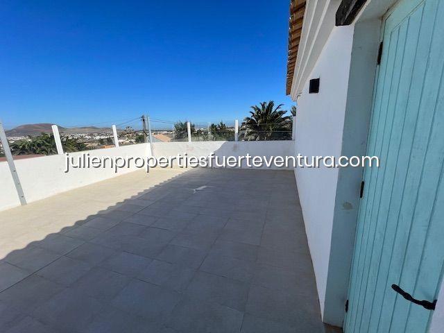 Image No.45-4 Bed Villa / Detached for sale