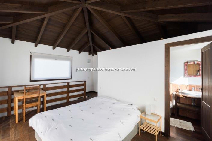 Image No.22-3 Bed Villa for sale