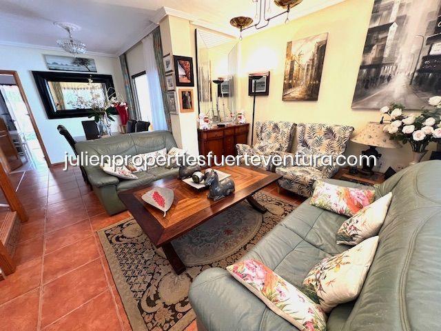 Image No.44-4 Bed Villa for sale