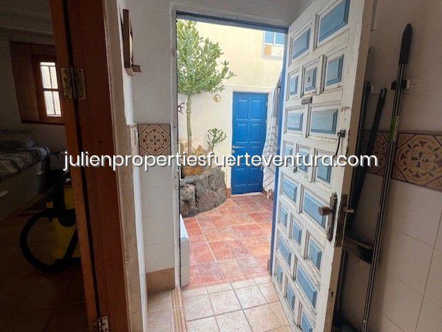 Image No.22-2 Bed Townhouse for sale