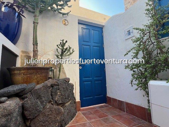 Image No.24-2 Bed Townhouse for sale