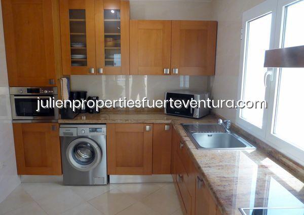 Image No.20-3 Bed Villa for sale