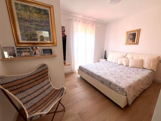 Image No.18-3 Bed Chalet for sale