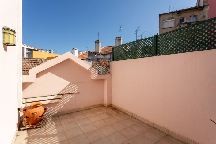 Image No.15-5 Bed Duplex for sale