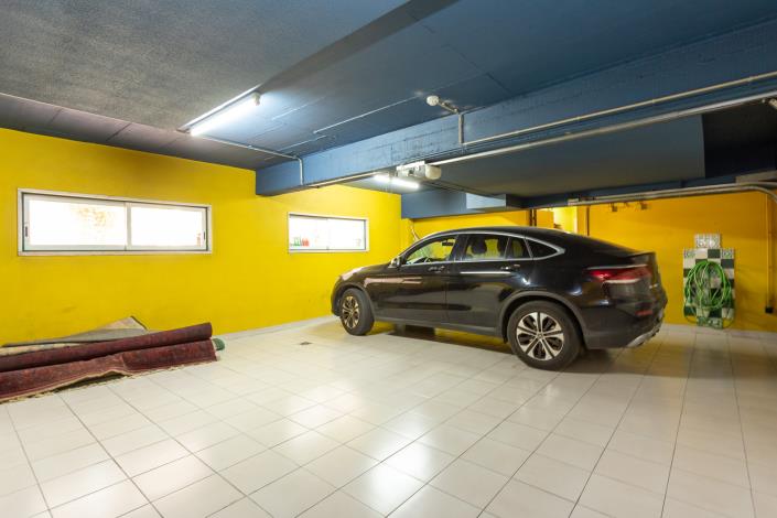 Image No.44-5 Bed Duplex for sale