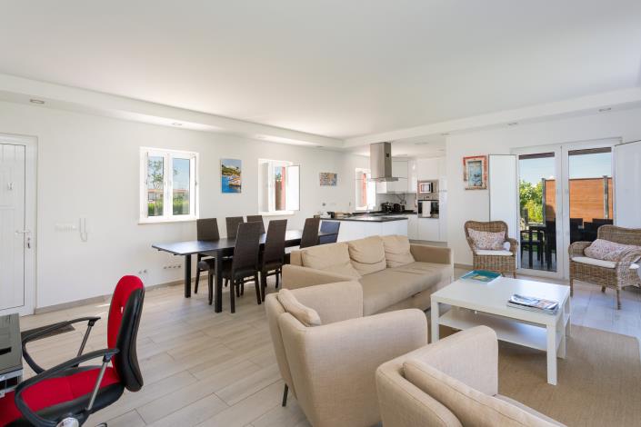 Image No.21-12 Bed Villa for sale