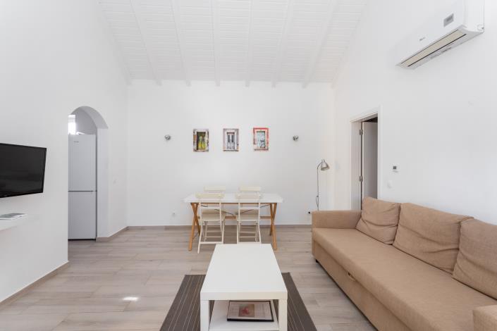 Image No.41-12 Bed Villa for sale