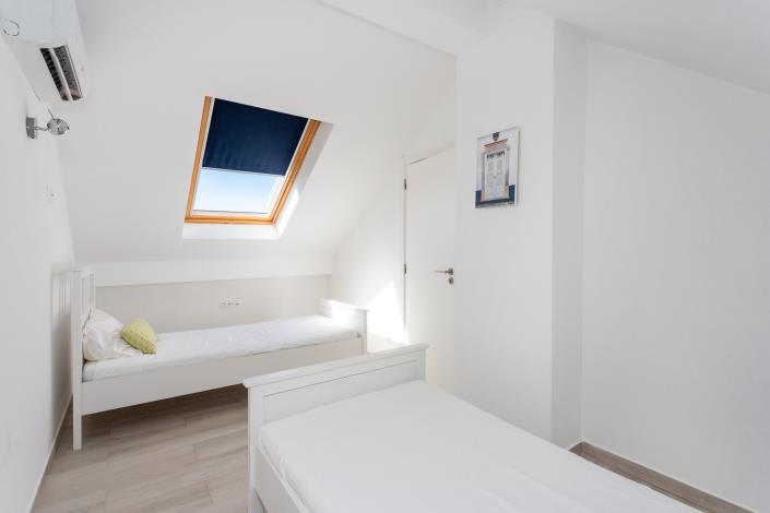 Image No.46-12 Bed Villa for sale