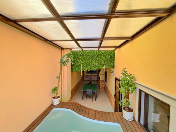 Image No.18-4 Bed House/Villa for sale