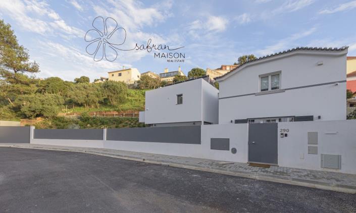 Image No.3-8 Bed Villa for sale