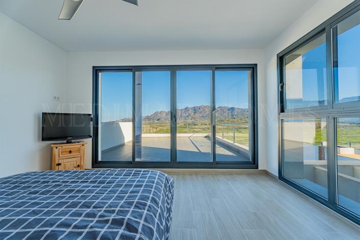 Image No.35-3 Bed Villa / Detached for sale