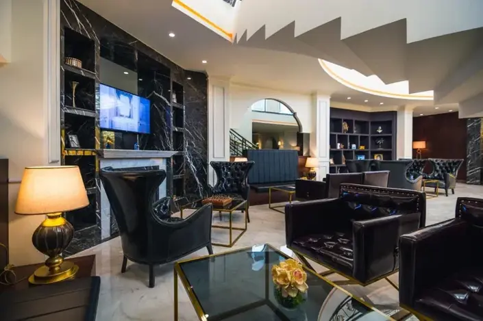 Image No.19-2 Bed Apartment for sale