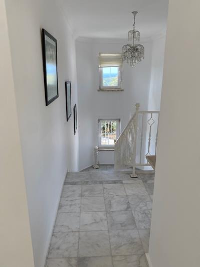 Image No.20-3 Bed Villa for sale