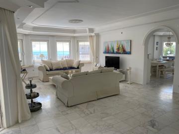 WhatsApp-Image-2023-04-06-at-11-00-51