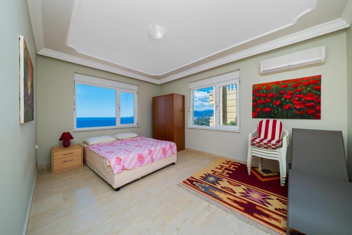 Image No.5-4 Bed Villa for sale