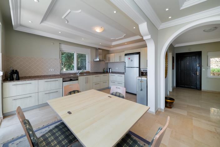 Image No.32-4 Bed Villa for sale