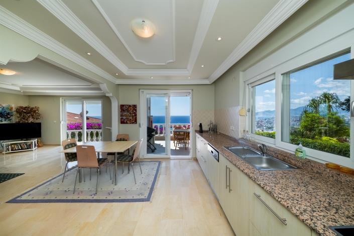 Image No.4-4 Bed Villa for sale