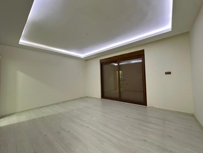 Image No.7-3 Bed Apartment for sale