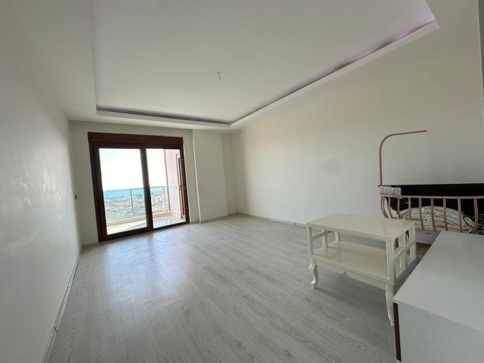 Image No.10-3 Bed Apartment for sale