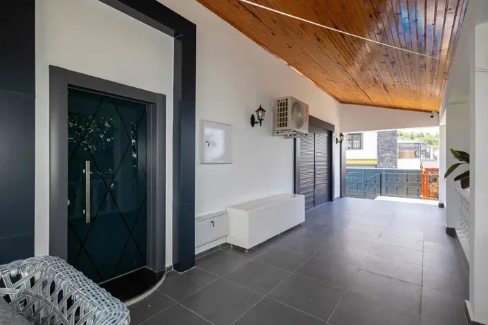 Image No.22-3 Bed Villa for sale