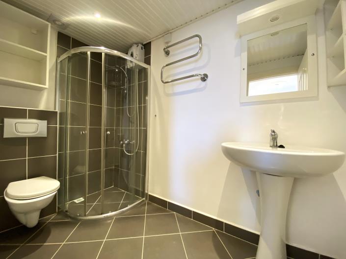 Image No.23-2 Bed Apartment for sale