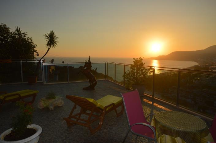 Image No.18-6 Bed Villa for sale