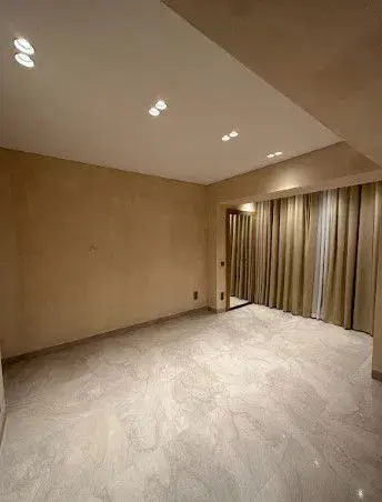 Image No.10-3 Bed Apartment for sale