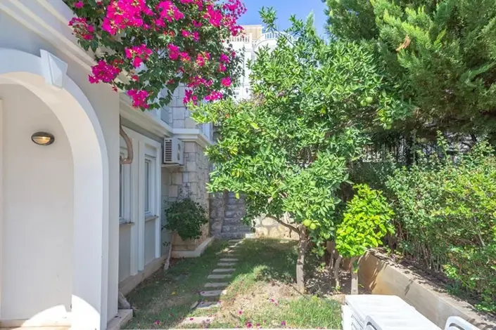 Image No.21-4 Bed Villa for sale