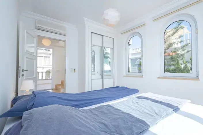 Image No.13-4 Bed Villa for sale