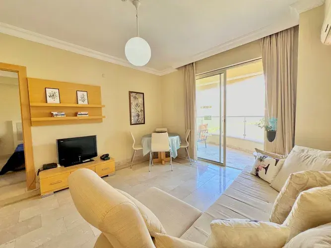 Image No.2-Appartement de 2 chambres à vendre à Kargicak